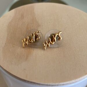 Kate Spade MRS earrings, gold. Great condition